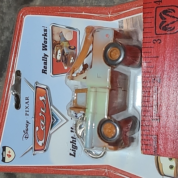 Disney Pixar Cars Mater Light-up Keychain 2006 - Picture 13 of 16